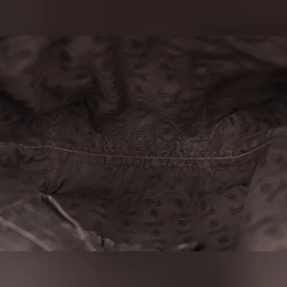 ❌️❌️SOLD❌️❌️BX19 💕 Gucci GG Canvas Interlocking Charm Tote - Picture 13 of 14